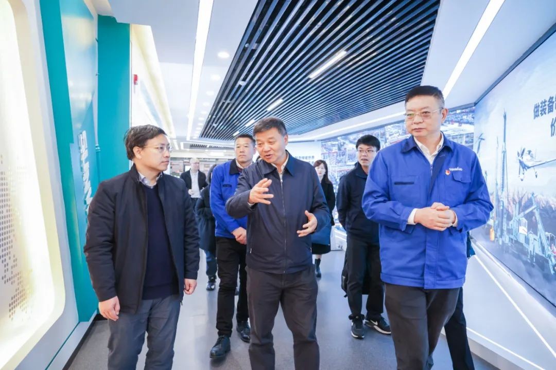 中国人民银行调研组调研银河集团9873cm智能