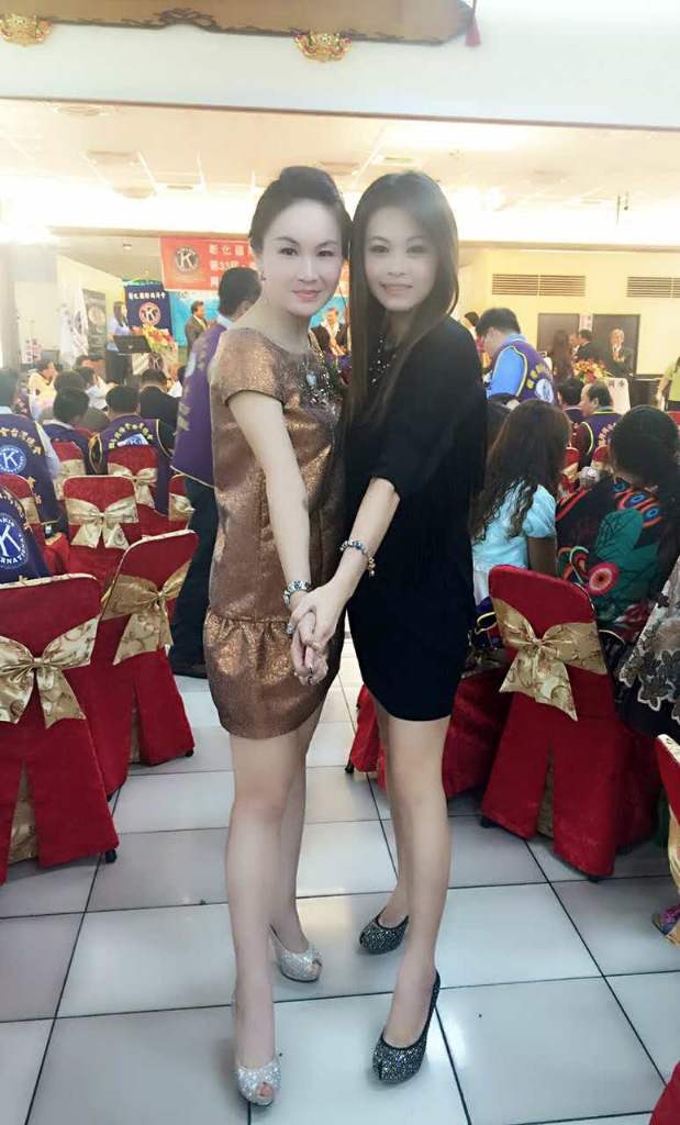 29天清一百吨垃圾，正妹靓机壮丽环岛行