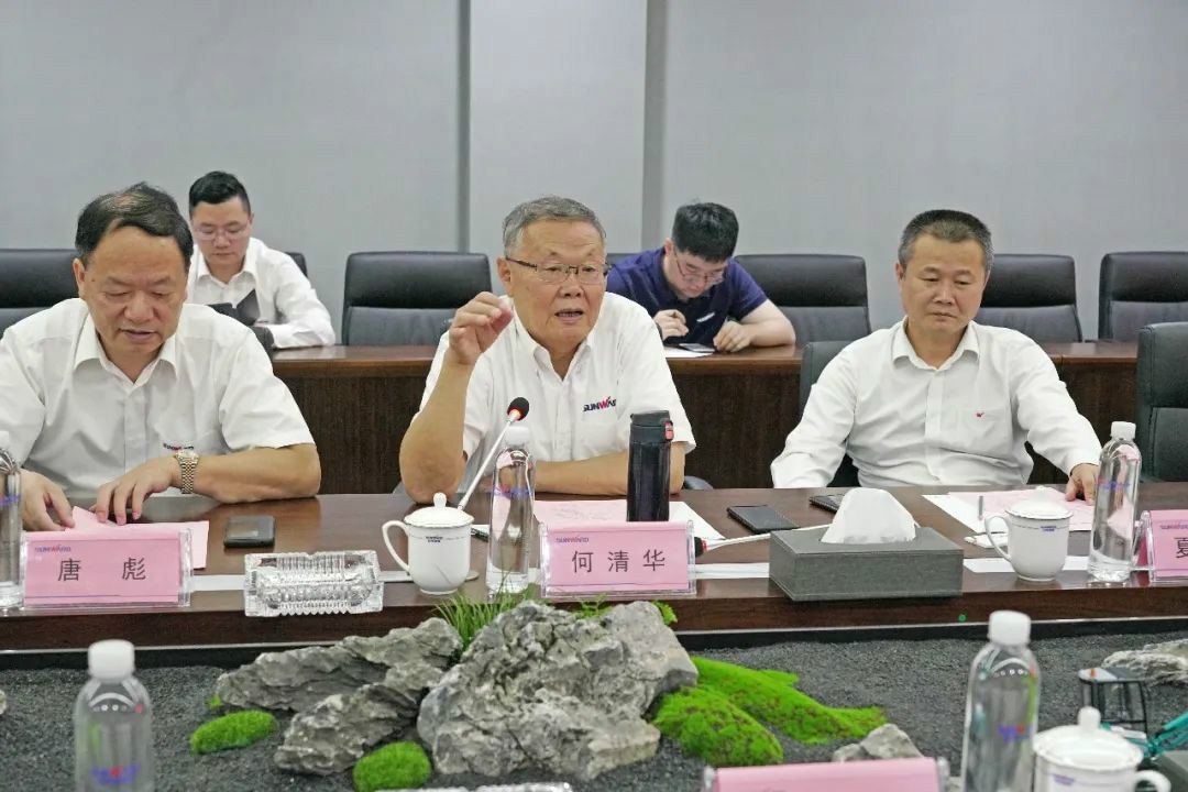 中铁设备赵华总经理莅临银河集团9873cm智能互换