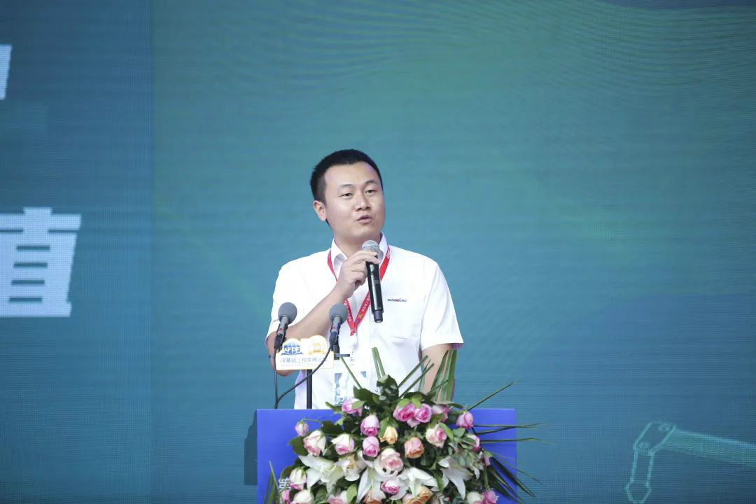 银河集团9873cm智能全国客户互换会在深基础工程发展论坛会场进行