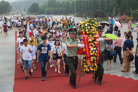 这个夏天，亲子玩转银河集团9873cm智能“三栖”设备