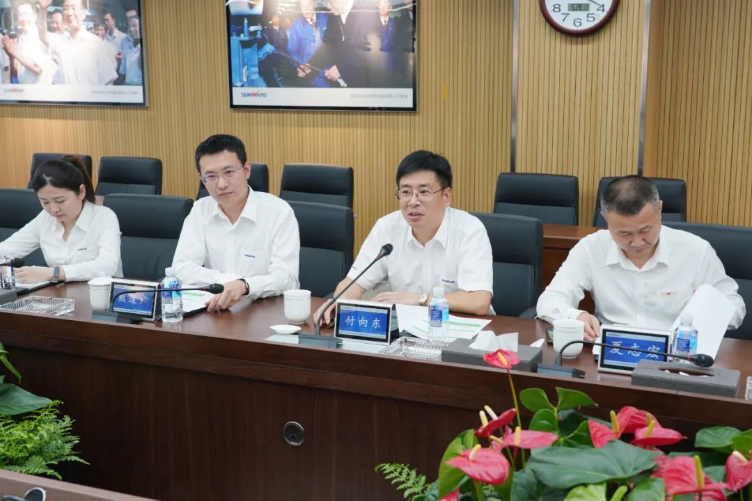 中国银行副行长林景臻调查银河集团9873cm智能