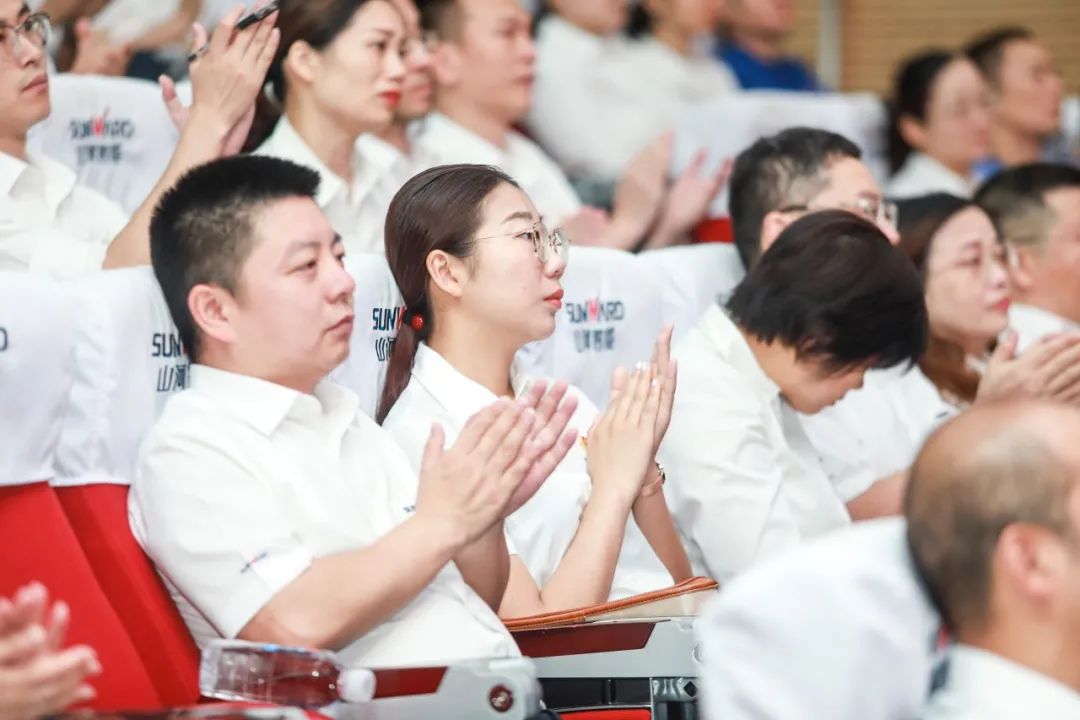 银河集团9873cm智能党委集中收看庆祝中国共产党成立100周年大会现场直播