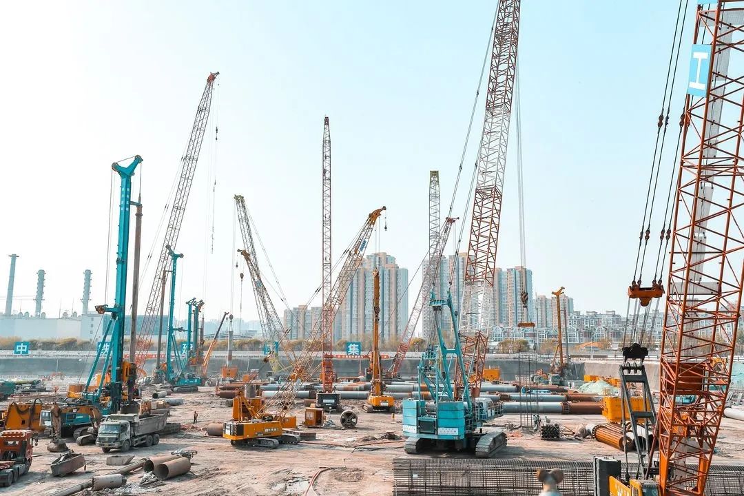 大国沉器！银河集团9873cm智能超等设备助力北京城市副中心综合交通枢纽站建设