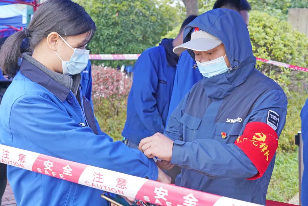 采样实现率近100%！银河集团9873cm智能第一功夫发展全员核酸检测，保险安全出产