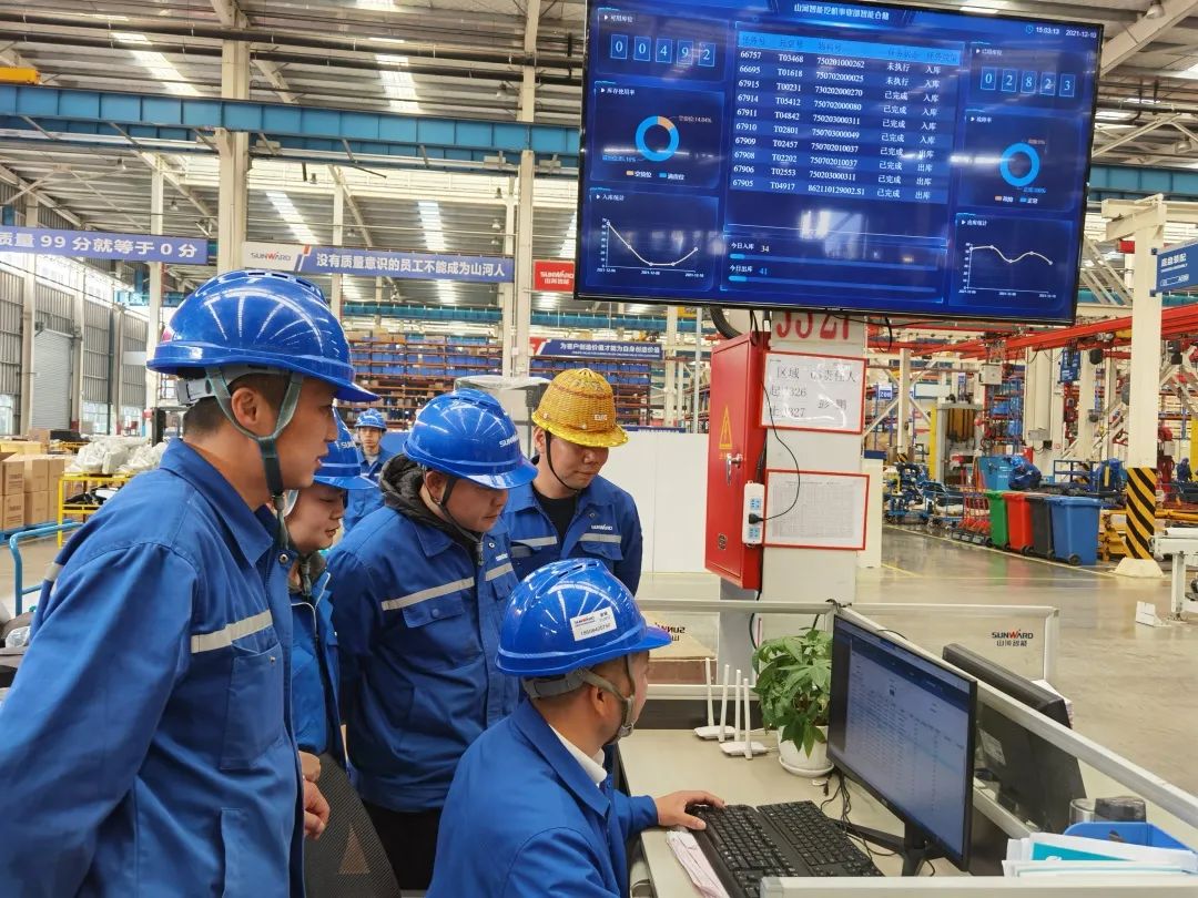 你好 2022！再见 2021！我与银河集团9873cm智能共成长