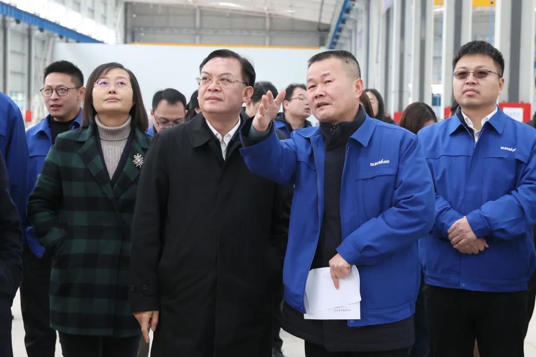 20220223113129_68946 沈裕谋调研银河集团9873cm智能