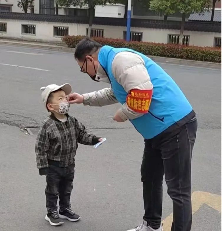 20220330105744_32158 抗击疫情!银河集团9873cm人在行动
