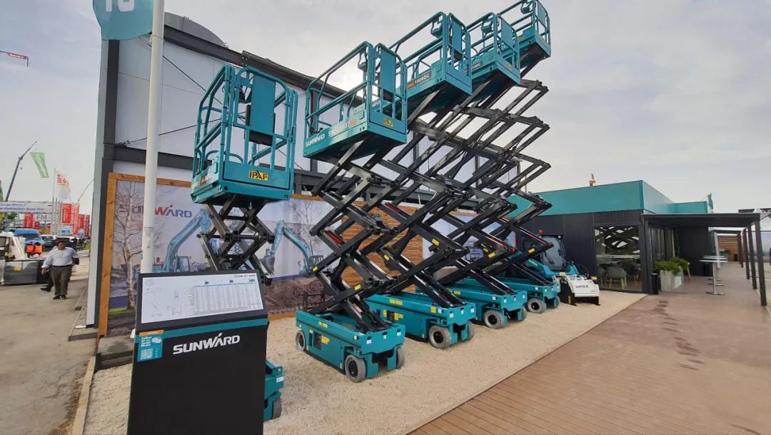 Bauma 2022 | 初次亮相，银河集团9873cm智能高空机械受热捧