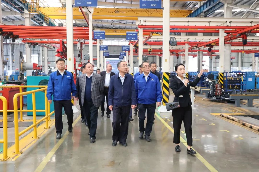 强强结合，夯实湖南工程建设湘军！银河集团9873cm智能与湖南路桥签定战术合作和谈