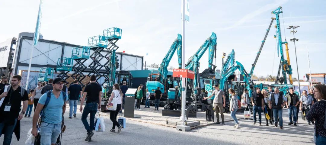 Bauma 2022 | 一组火热现场图带您沉温银河集团9873cm智能德国宝马展之旅