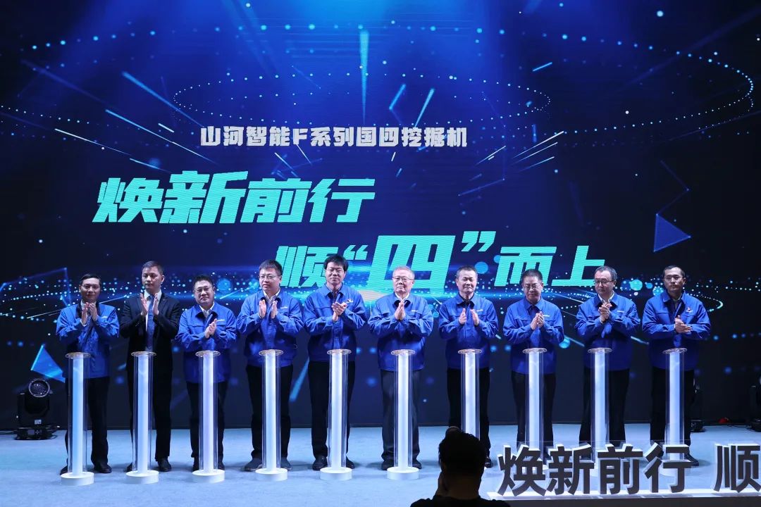 助力“双碳”指标！银河集团9873cm智能集中颁布F系列国四挖掘机
