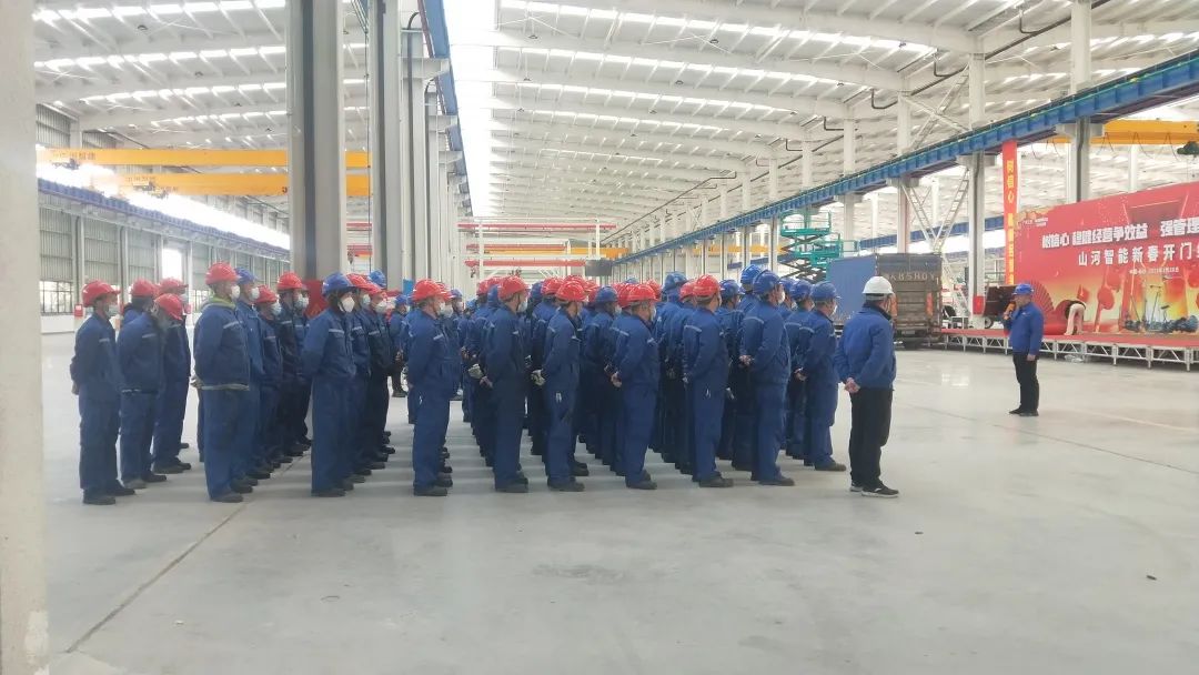 吹响复工“冲锋号”，全力冲刺“开门红”！银河集团9873cm智能高空机械复工复产进行时