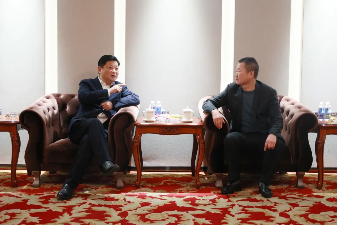 新春第一访！付旭明走访慰问银河集团9873cm智能