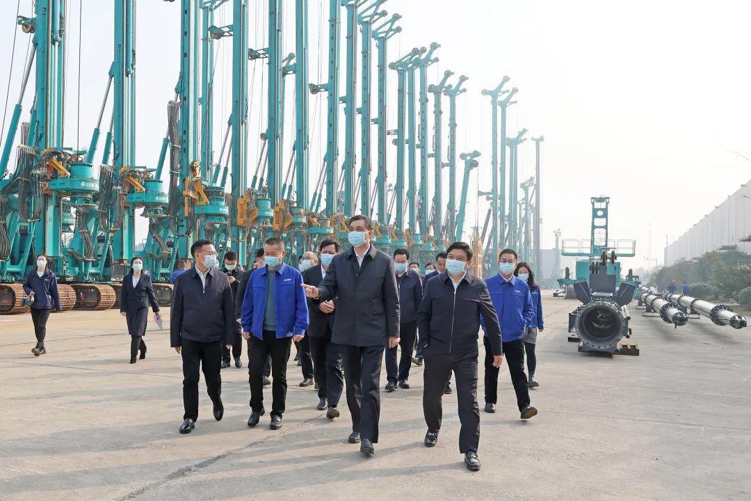 湖南省副省长周海兵调研银河集团9873cm智能