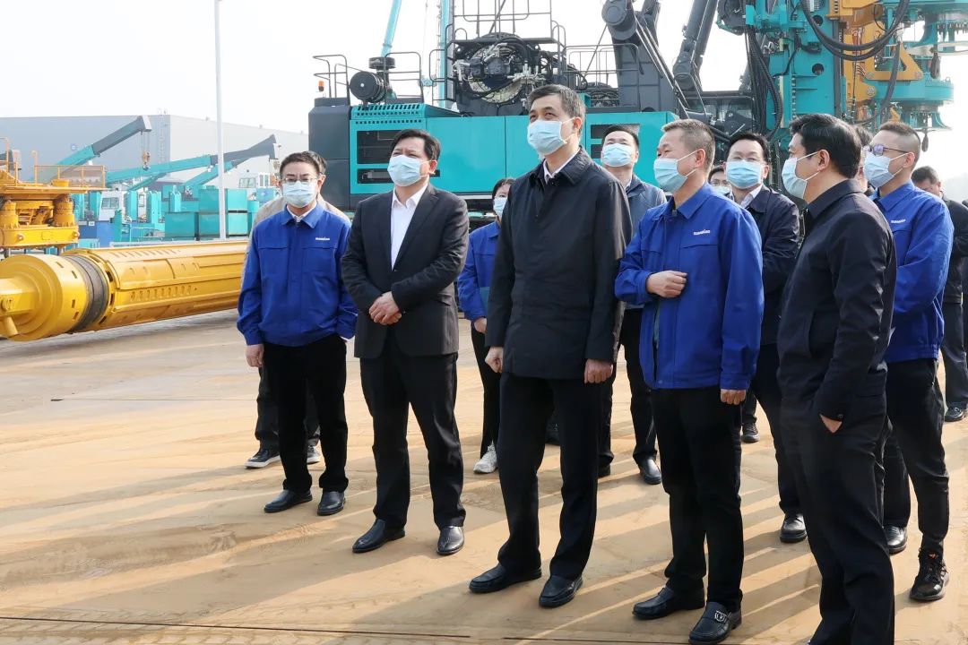 湖南省副省长周海兵调研银河集团9873cm智能