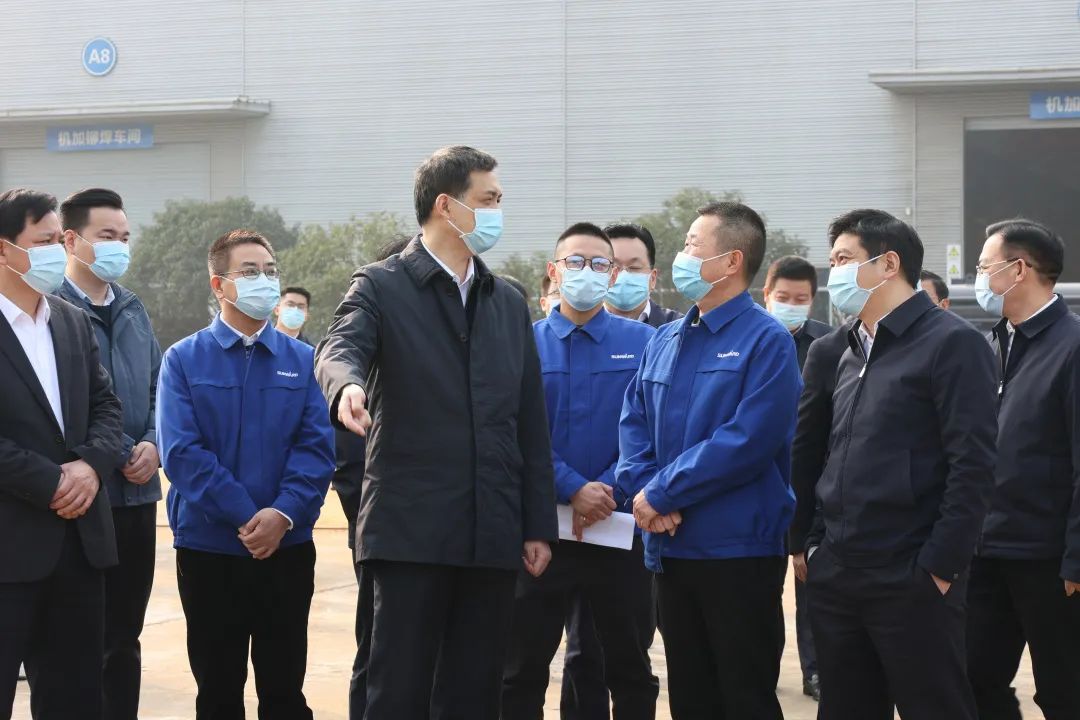 湖南省副省长周海兵调研银河集团9873cm智能