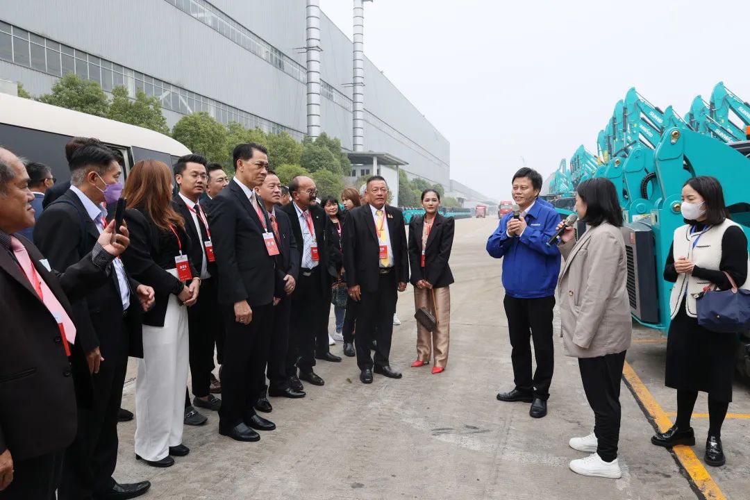 泰国代表团到访银河集团9873cm智能