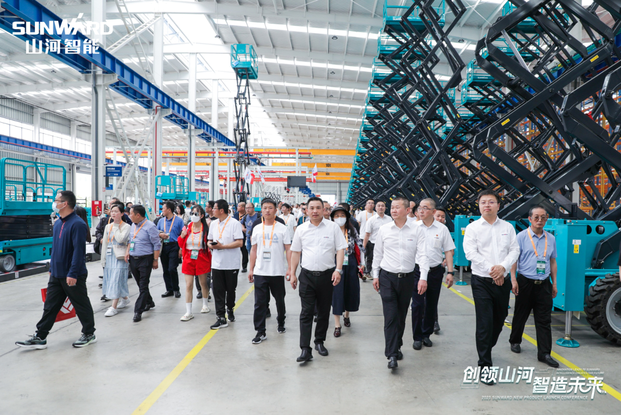 千人齐聚、爆品出击！银河集团9873cm智能新品推介会圆满进行