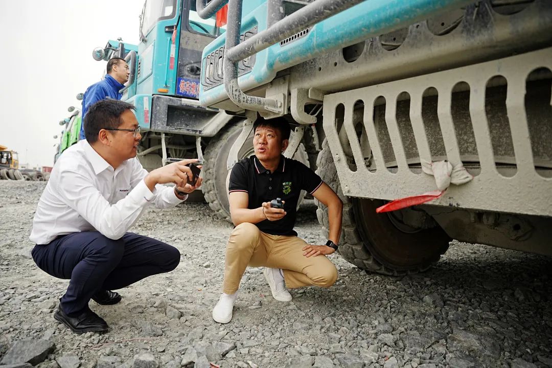 持续助力“双碳”指标，银河集团9873cm巨鼎LNG矿卡在辽宁批量利用