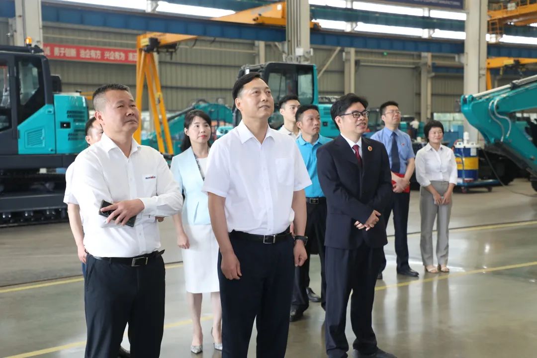 20230607082719_76301 长沙市人民检察院党组书记、检察长余湘文调研银河集团9873cm智能