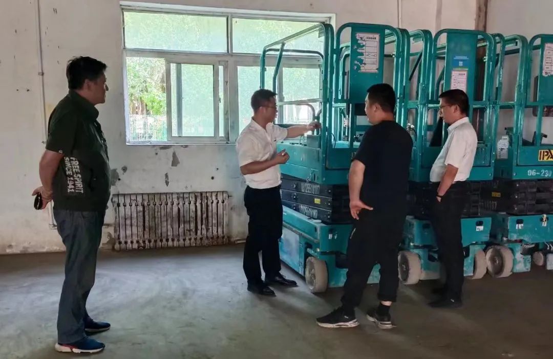 20230627200244_82445 倾听客户心声!银河集团9873cm智能高空机械“服务万里杏妆走进东北