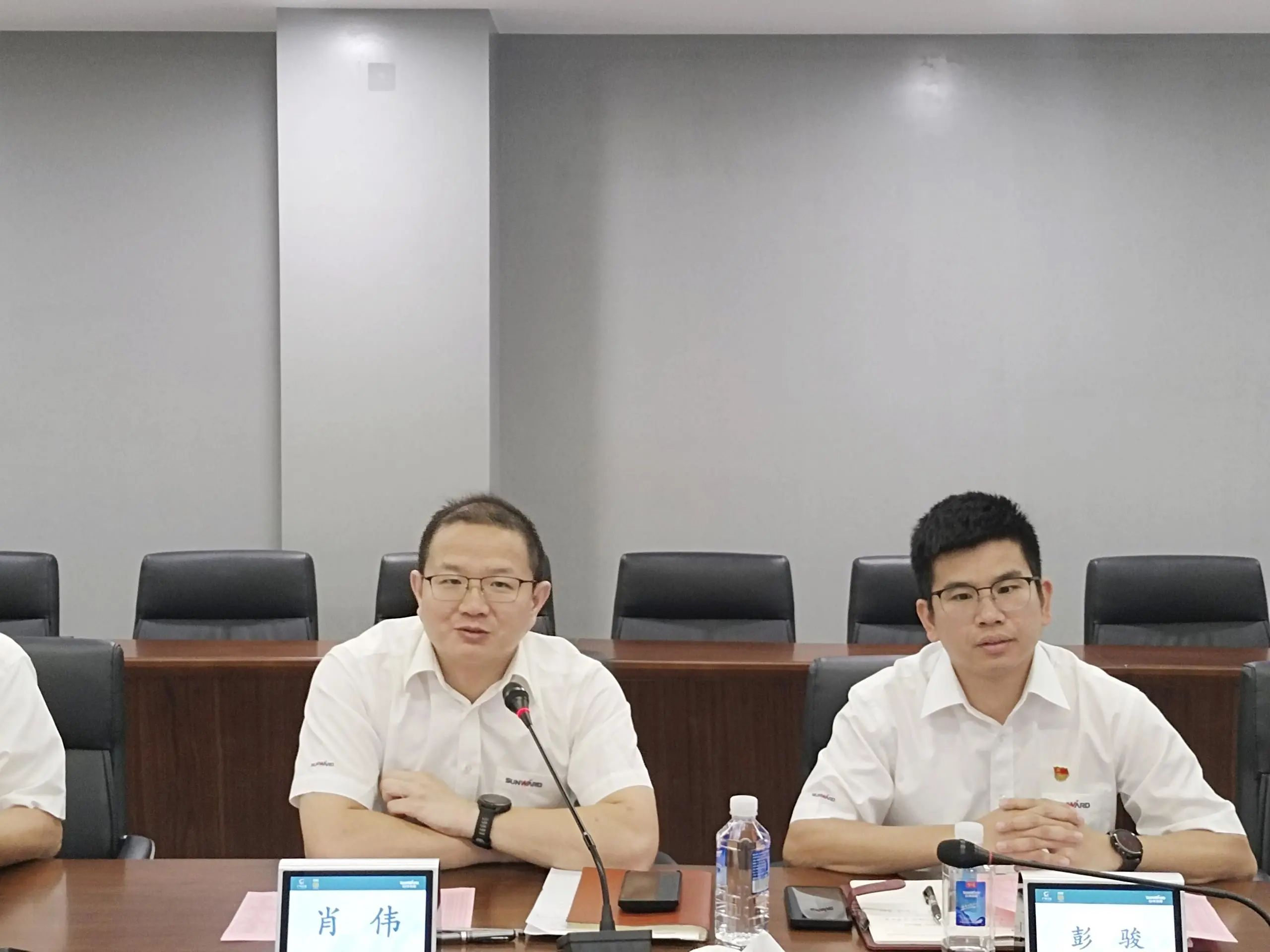 畅谈心声，共话未来！这场应届毕业生员工座谈会，很暖，很贴心！