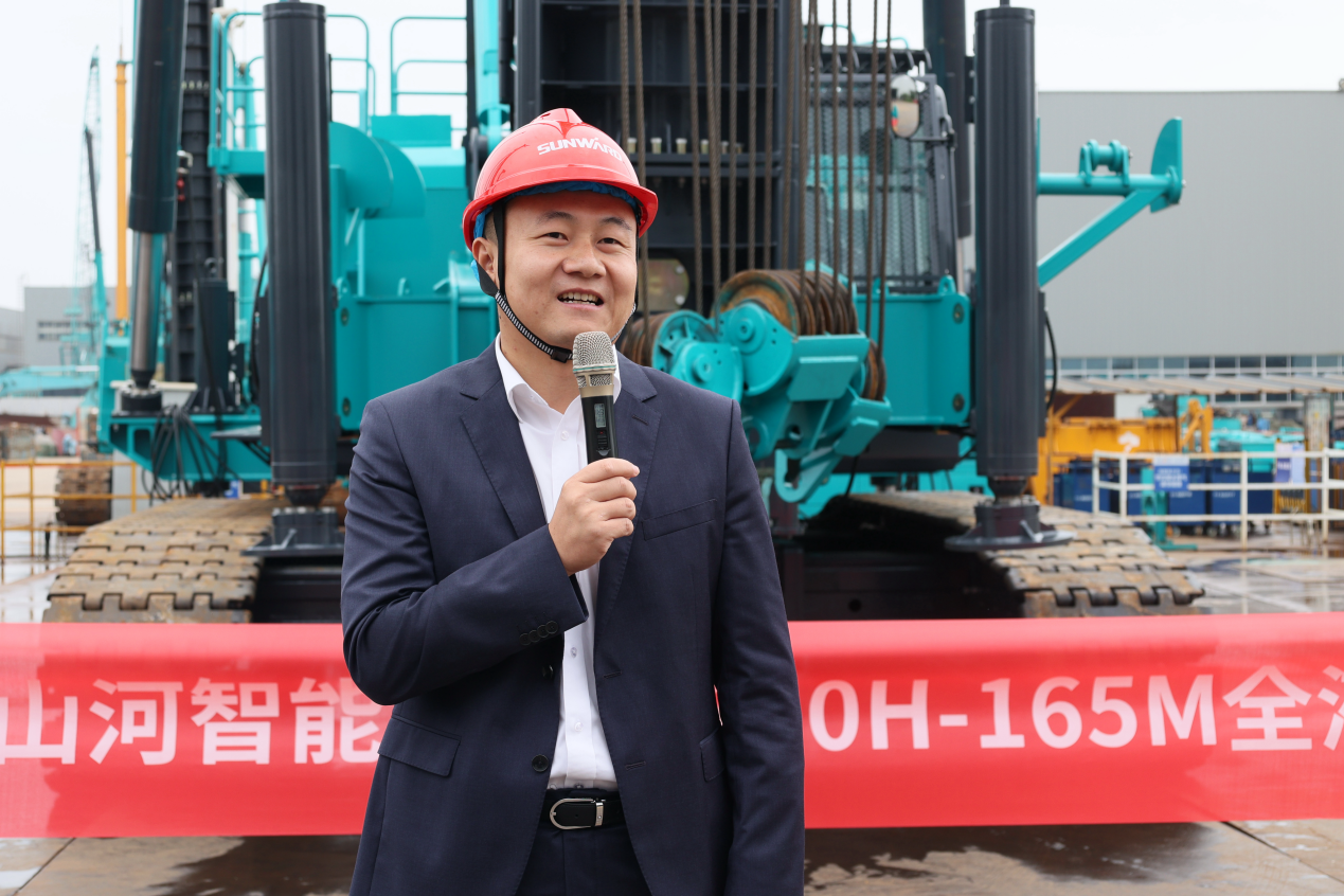 民族品牌获认可！银河集团9873cm智能桩架产品交付香港客户