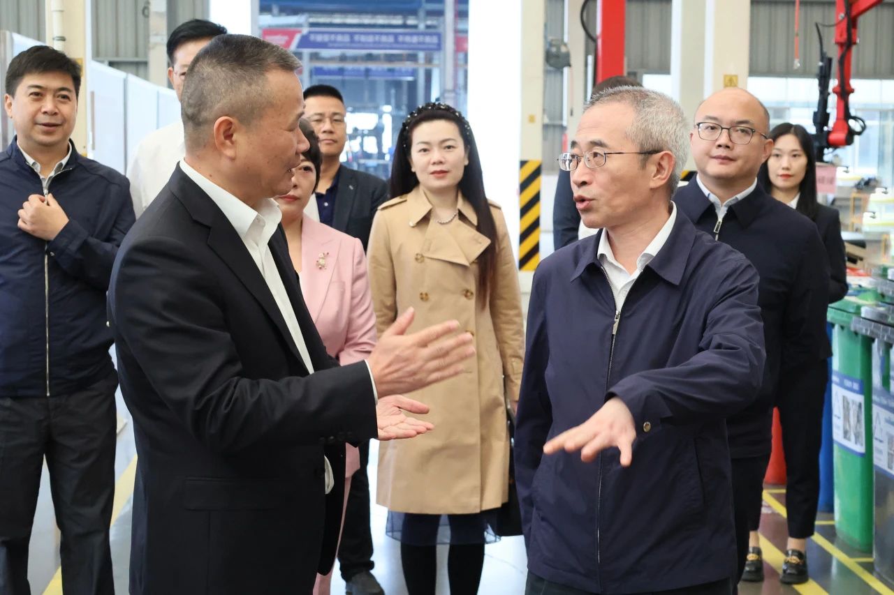全国工商联副主席寿子琪调研银河集团9873cm智能