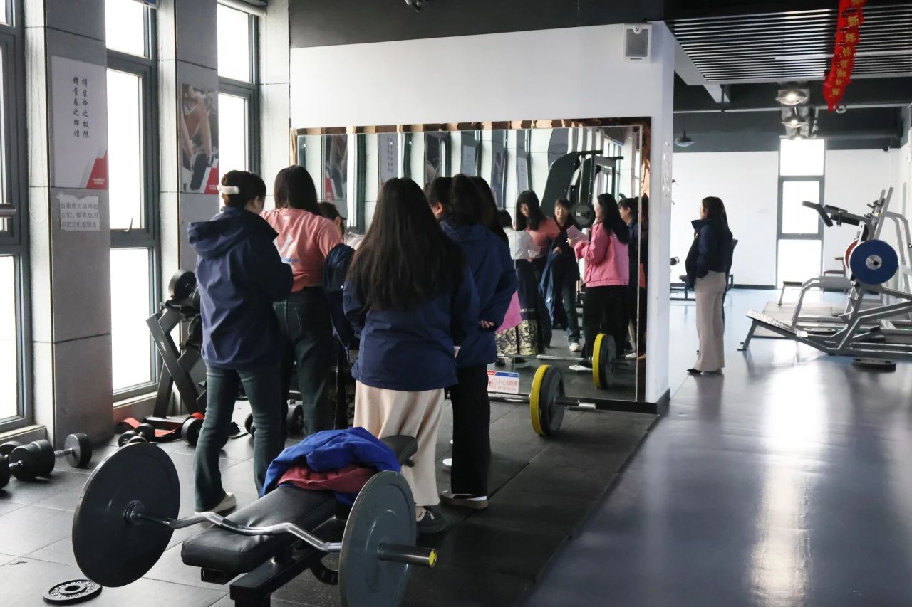 多姿多彩绽青春！银河集团9873cm智能发展“三八”国际劳动妇女节主题庆；疃
