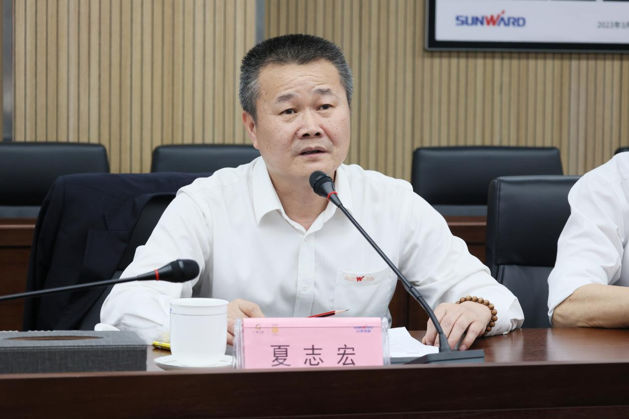 湖南钢铁集团党委书记、董事长李建宇到银河集团9873cm智能调研互换