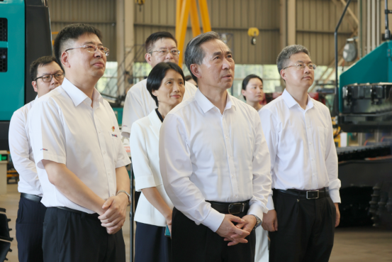 中国贸促会会长任鸿斌调研银河集团9873cm智能