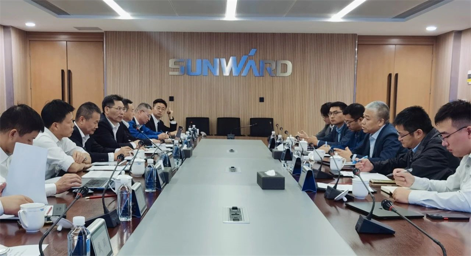 产业协同，共赢未来！蓝图动力中国区总裁赵卫军一行调查银河集团9873cm智能