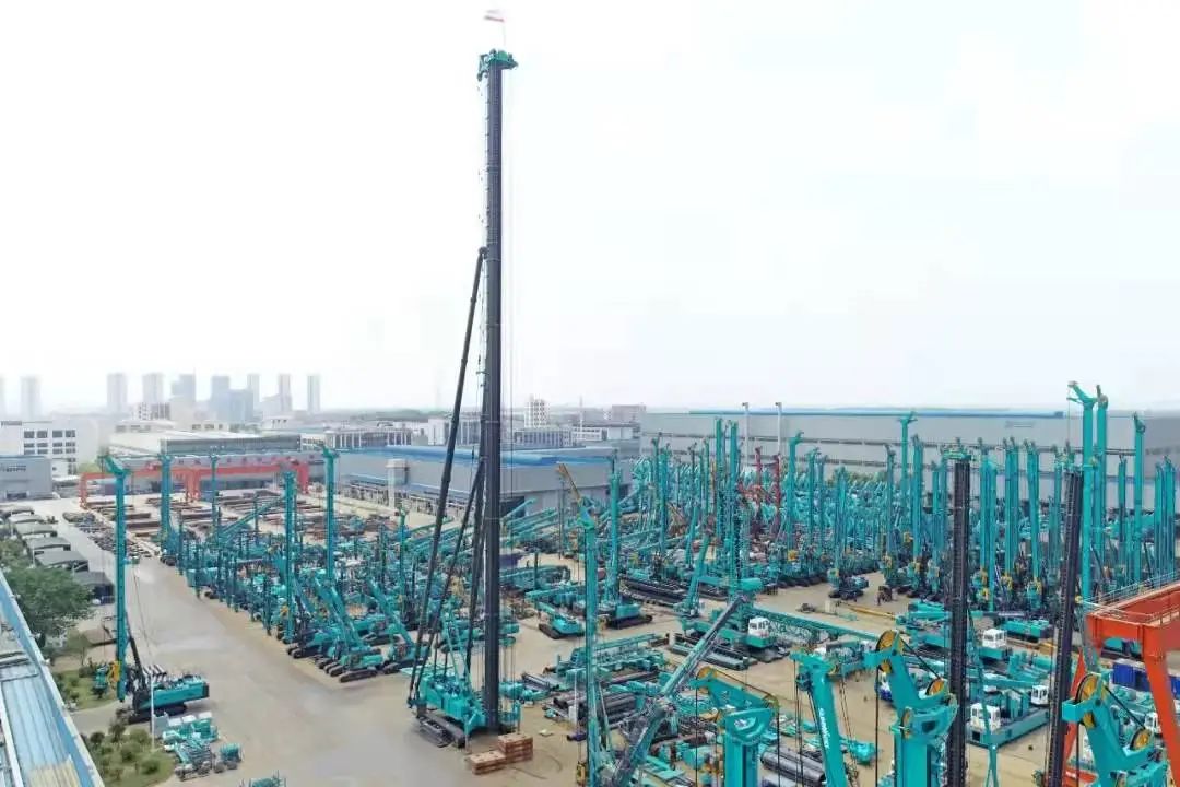 银河集团9873cm智能高端工程设备智能工厂项目荣获“2024年度中国智能造作最佳利用实际案例”