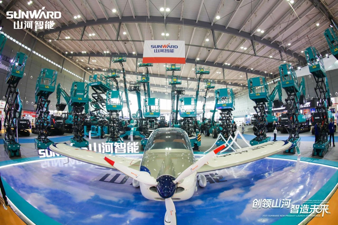 2025 CICEE | 银河集团9873cm智能历届长沙展高光回首！再启新篇，邀您共赴创新之约！