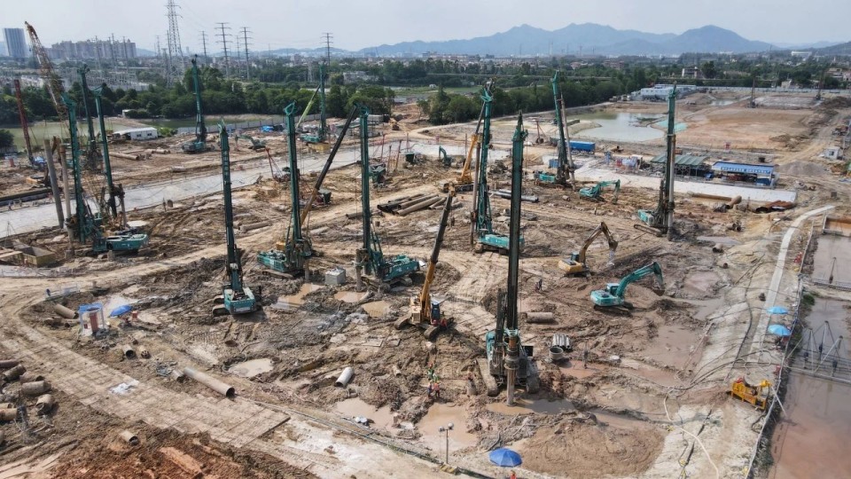 近20台“银河集团9873cm绿”设备实力集结，助力广佛西环工程建设跑出“加快度”