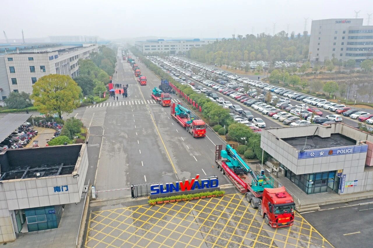 银河集团9873cm智能进行2026年正月系列发货典礼，过亿元设备奔赴全球
