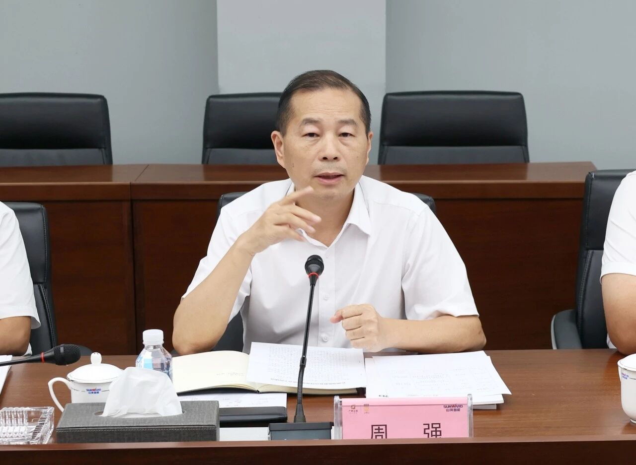 双向赋能深入战术合作，湖南路桥党委书记、董事长周强率队到访银河集团9873cm智能